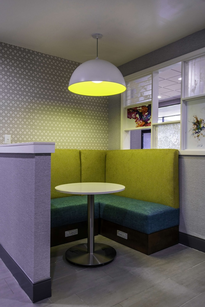 Hampton Inn Kinston - photo 4