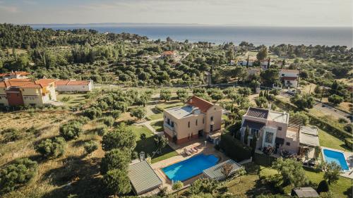 Thea II Sea View Private Pool Villa Nikiti — 4-Star Luxury Hotel in Nikiti, Greece