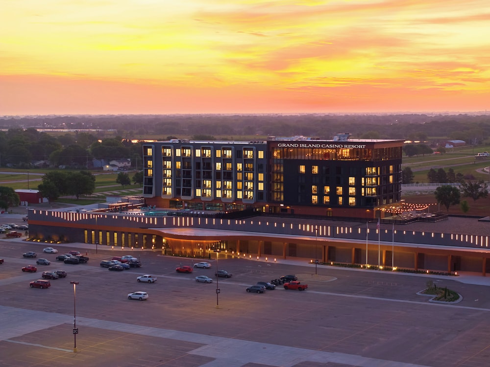 Grand Island Casino Resort — hotel in Grand Island