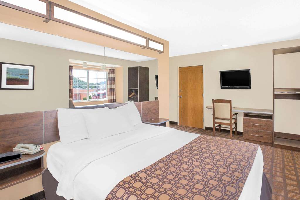 Microtel Inn by Wyndham Franklin - photo 8