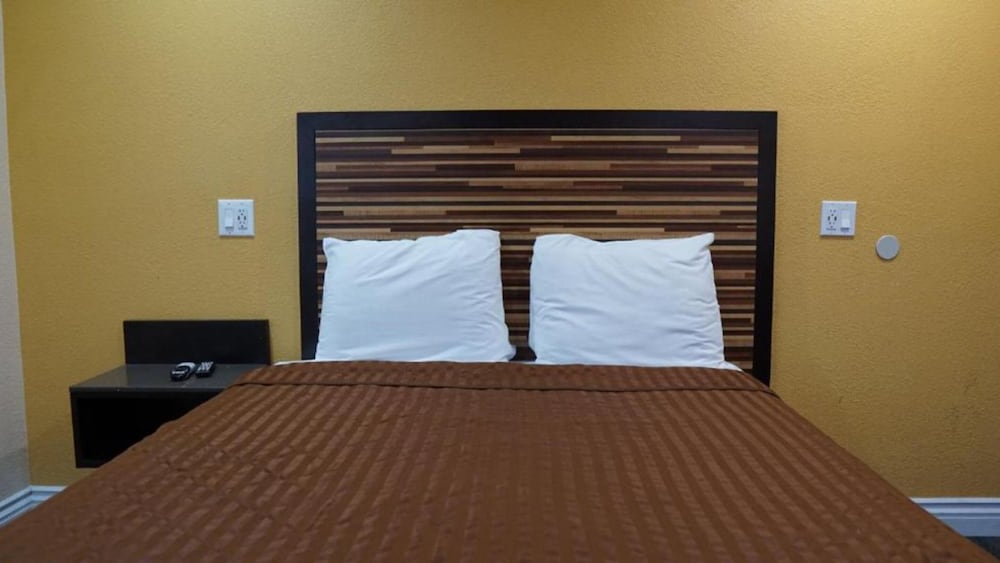 Holly Crest Hotel Los Angeles LAX Airport - photo 5