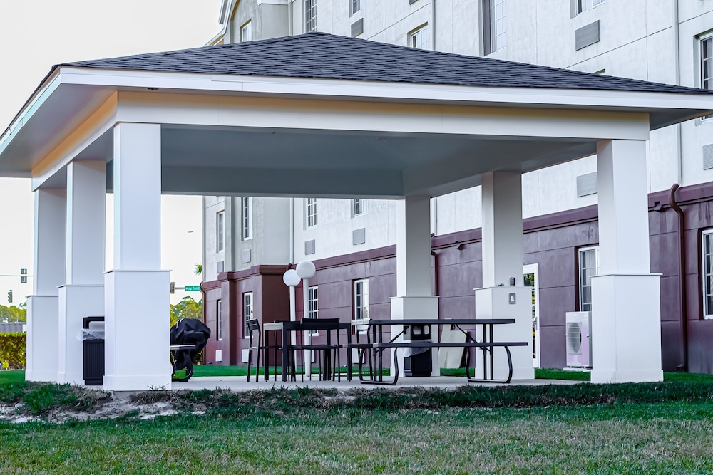 Candlewood Suites Melbourne Viera by IHG - photo 16