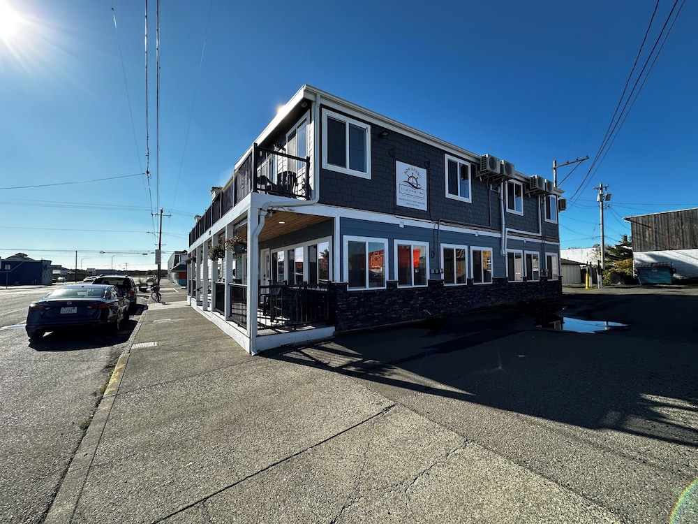 Dock Street Inn - photo 74
