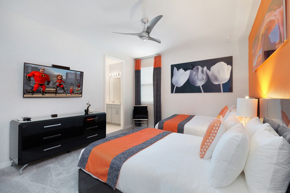 Solara Resort Luxury 9 Bedroom Homes - photo 125