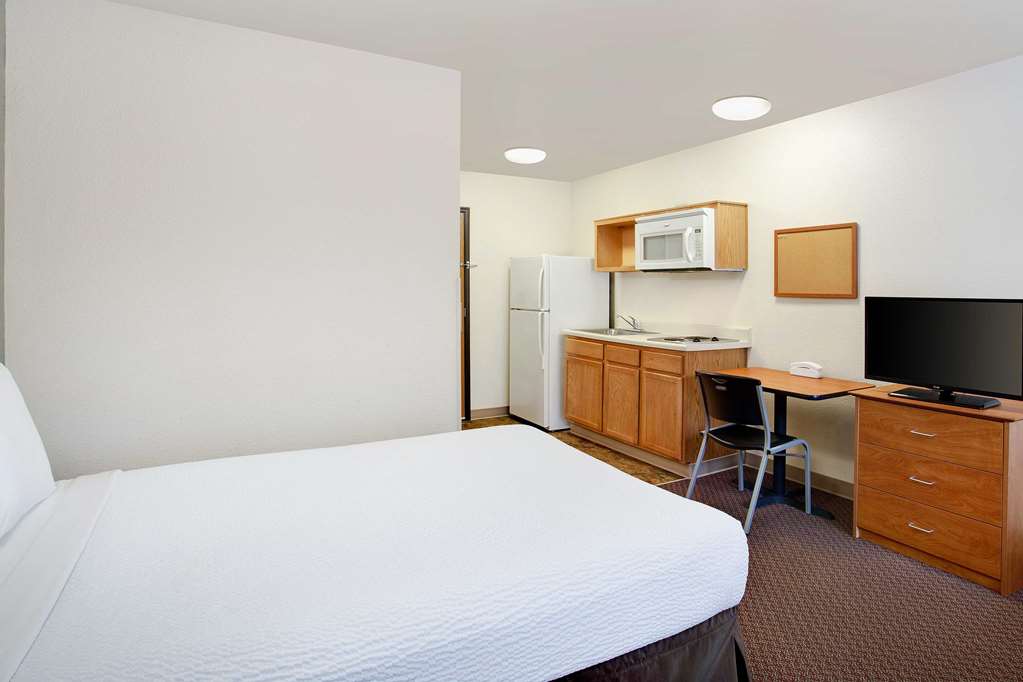 WoodSpring Suites Asheville Biltmore West - photo 7