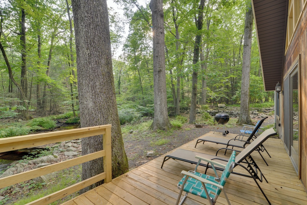 Secluded Stroudsburg Home 5 Mi To Ski Resort - photo 11