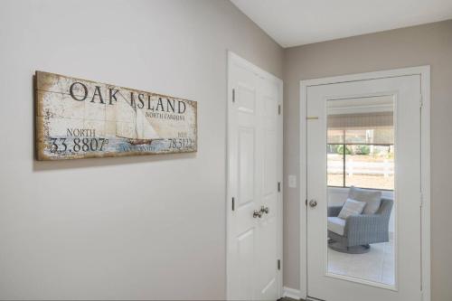 Sunny Daze — Oak Island — photo 3
