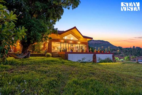 StayVista at Three Shores with Lake View & Alfresco Dining in Lonavla, India