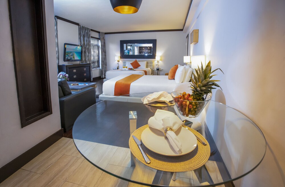 Lincoln Arms Suites - photo 8