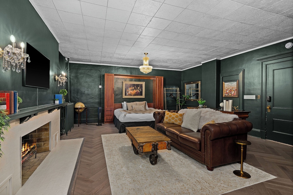 Historic Cotton Mansion Duluth Boutique Hotel - photo 33