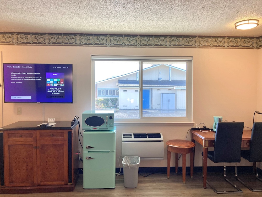 Coast Riders Inn - photo 32