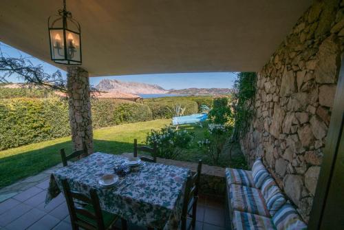 villino D5 coda cavallo villaggio cala paradiso — 4-Star Luxury Hotel in San Teodoro, Italy