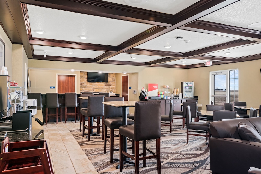 Cobblestone Inn & Suites Yuma - photo 70