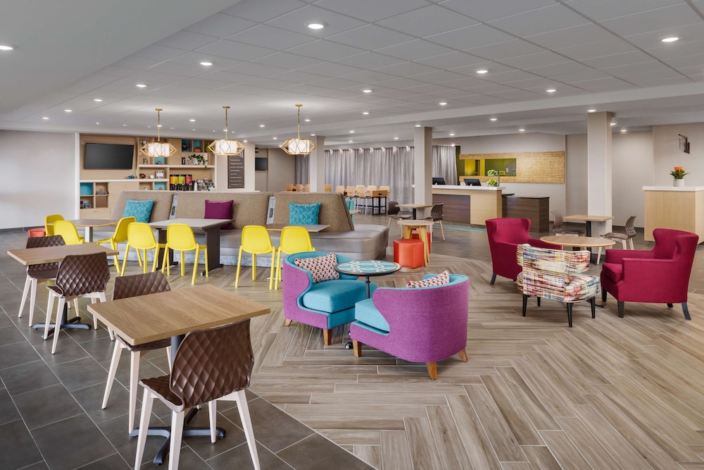 Home2 Suites by Hilton North Scottsdale near Mayo Clinic - photo 6