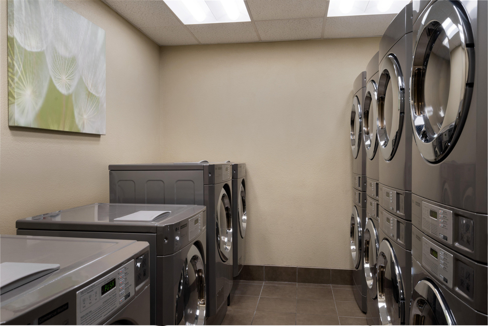 Staybridge Suites San Antonio Downtown Conv Ctr an IHG Hotel - photo 21