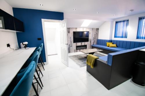 Winter Gardens Suites by Sasco — 4-Star Luxury Hotel in Blackpool, United Kingdom