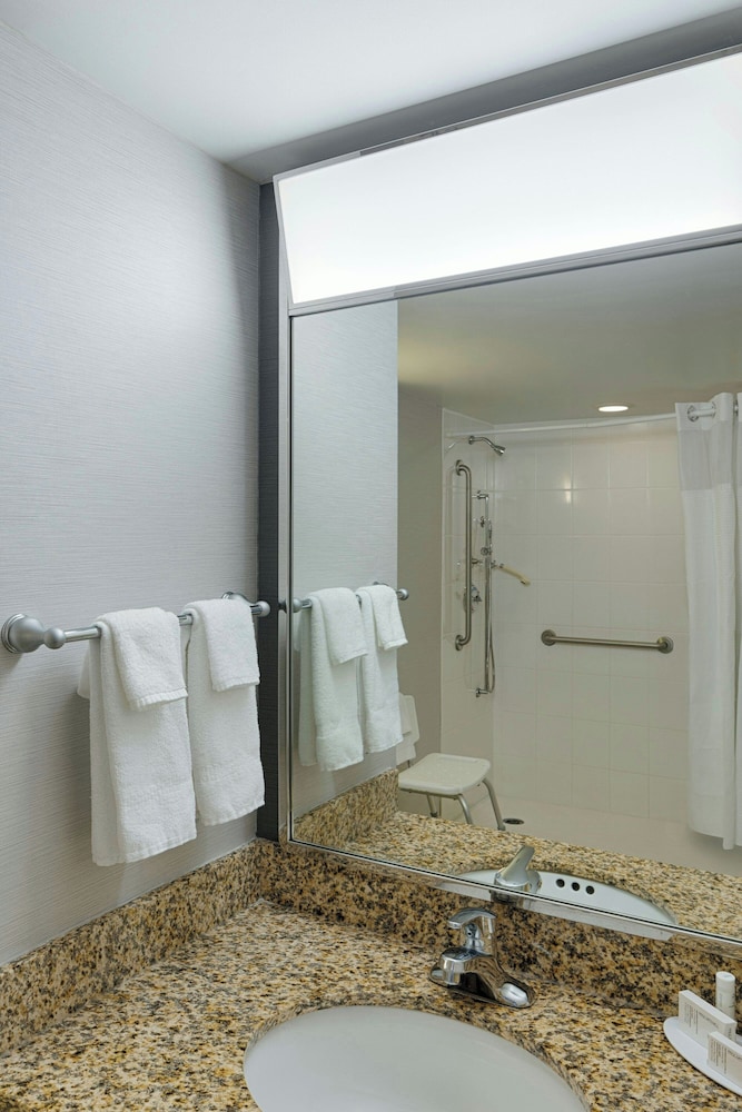 Courtyard by Marriott Springfield Downtown - photo 19