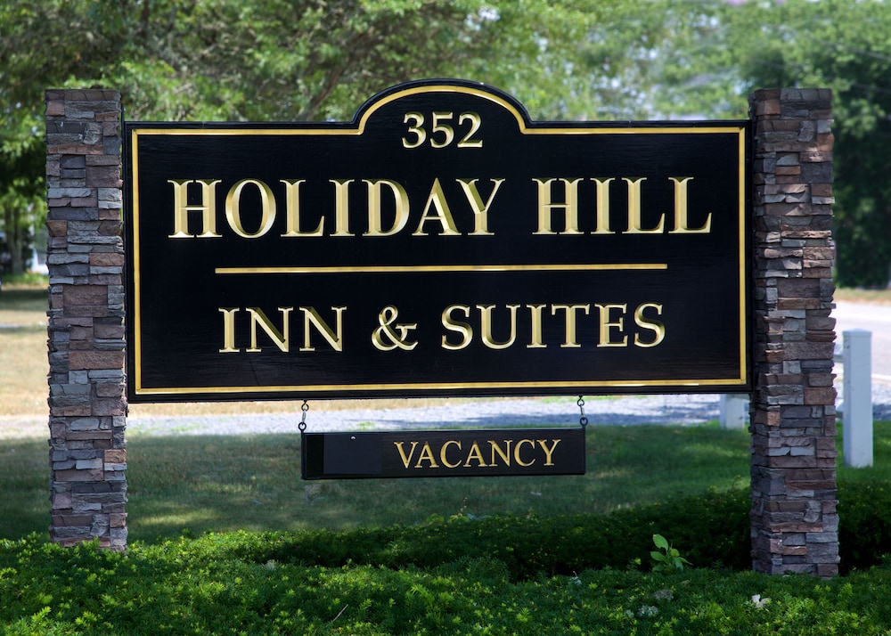 Holiday Hill Inn & Suites in Dennis Port, United States