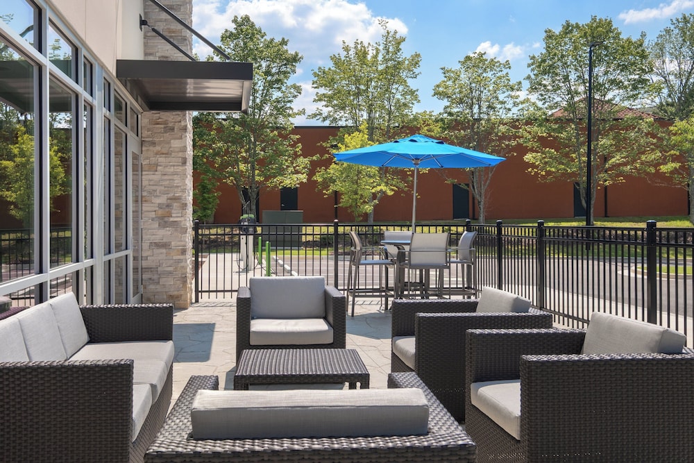 Holiday Inn Express & Suites Buford Mall of Georgia by IHG - photo 32