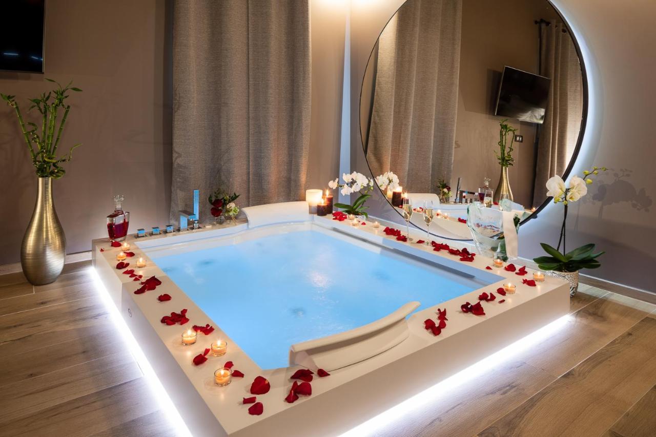 La Bastide de Damien 5 Clefs Demeure D'exception Et Table Remarquable Dans Le Guide Teritoria Jacuzzi Privatif Cuisine Etoilee Dominique Frerard — 5-Star Luxury Hotel in Aix-En-Provence, France