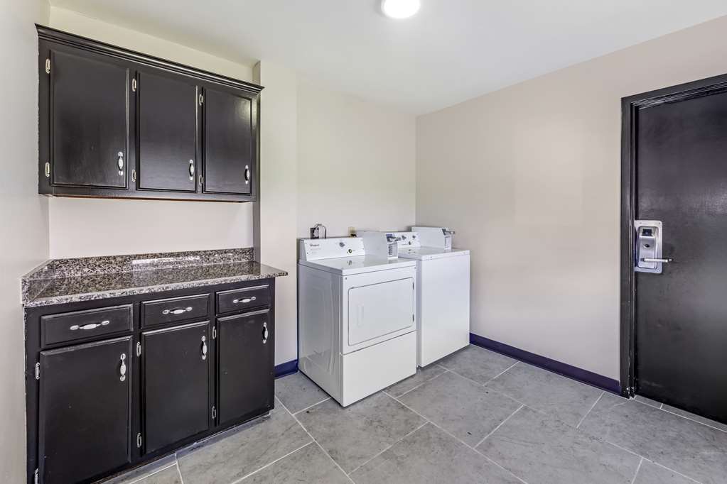 Best Western Shelbyville Inn and Suites Celebration Inn - photo 22
