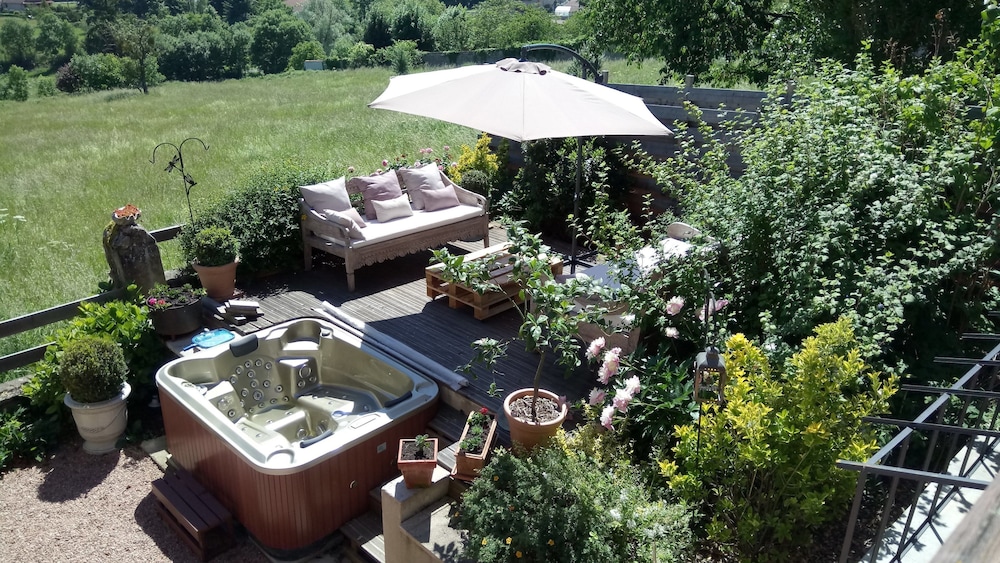 Relais St Jacques Roanne — Renaison — photo 2