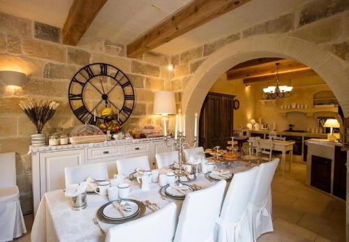 Betty Cake B&B — 4-Star Luxury Hotel in Qala, Malta