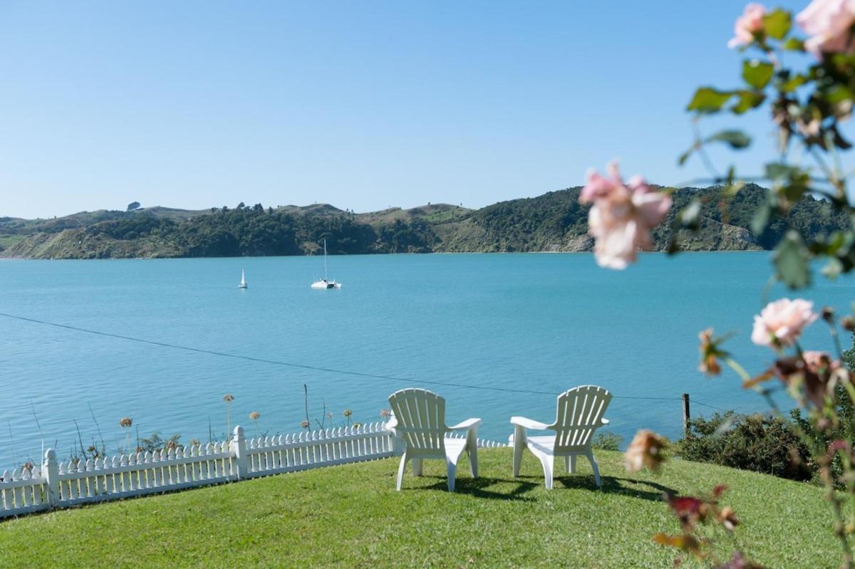 Daisy Harbour View Waterfront - last minute hotel in Raglan