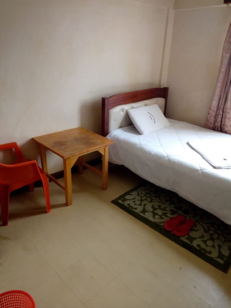 Salkan Hotel — Embu — photo 4