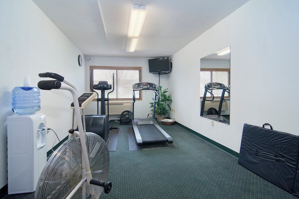 Boarders Inn & Suites by Cobblestone Hotels Faribault - photo 49