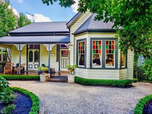 Mirrabella Blue Mountains Boutique Getaway in Blackheath, Australia