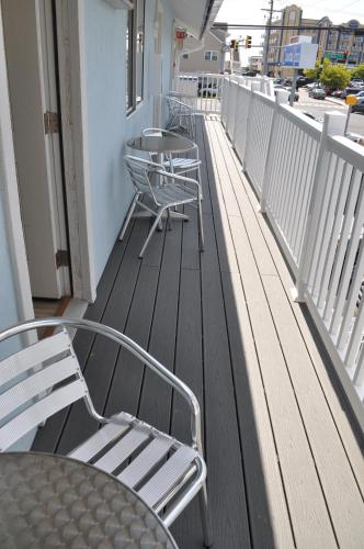 Coastal Inn Ocean City - photo 29