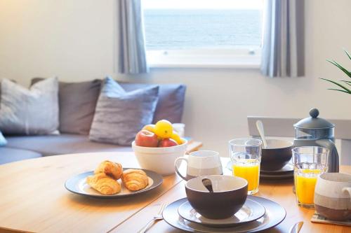 Apartment 17 The Moorings Stunning sea views