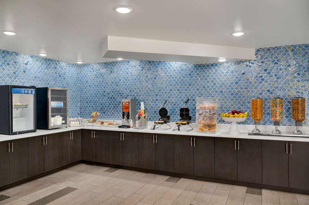 La Quinta Inn by Wyndham Columbus Airport Area - photo 34