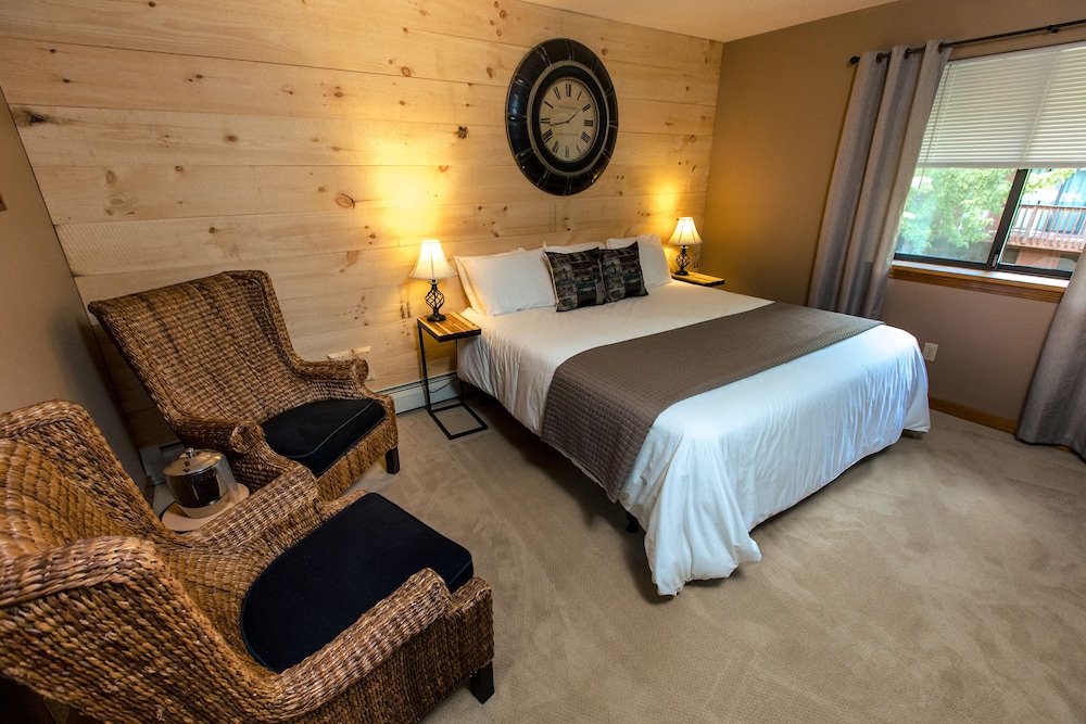 Snowed Inn - photo 12