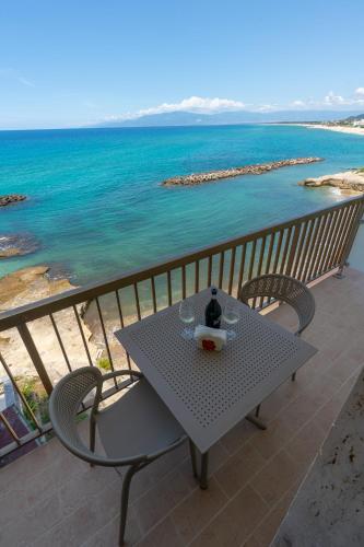 Case Alexandr Azzurra — 4-Star Luxury Hotel in Pizzo, Italy