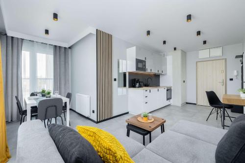 Modern Apartment Barlickiego 2G in Świnoujście with Parking by Noclegi Renters — 4-Star Luxury Hotel in Swinoujscie, Poland