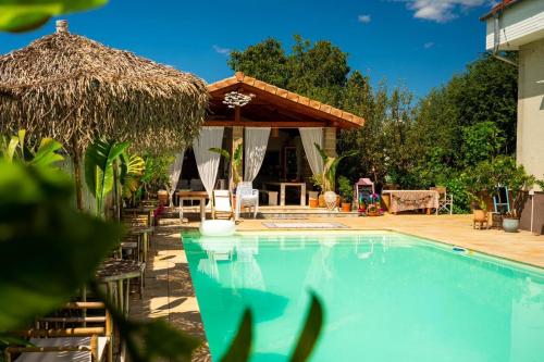 Ron De Mar Es Trenc — 4-Star Luxury Hotel in Pezinok, Slovakia