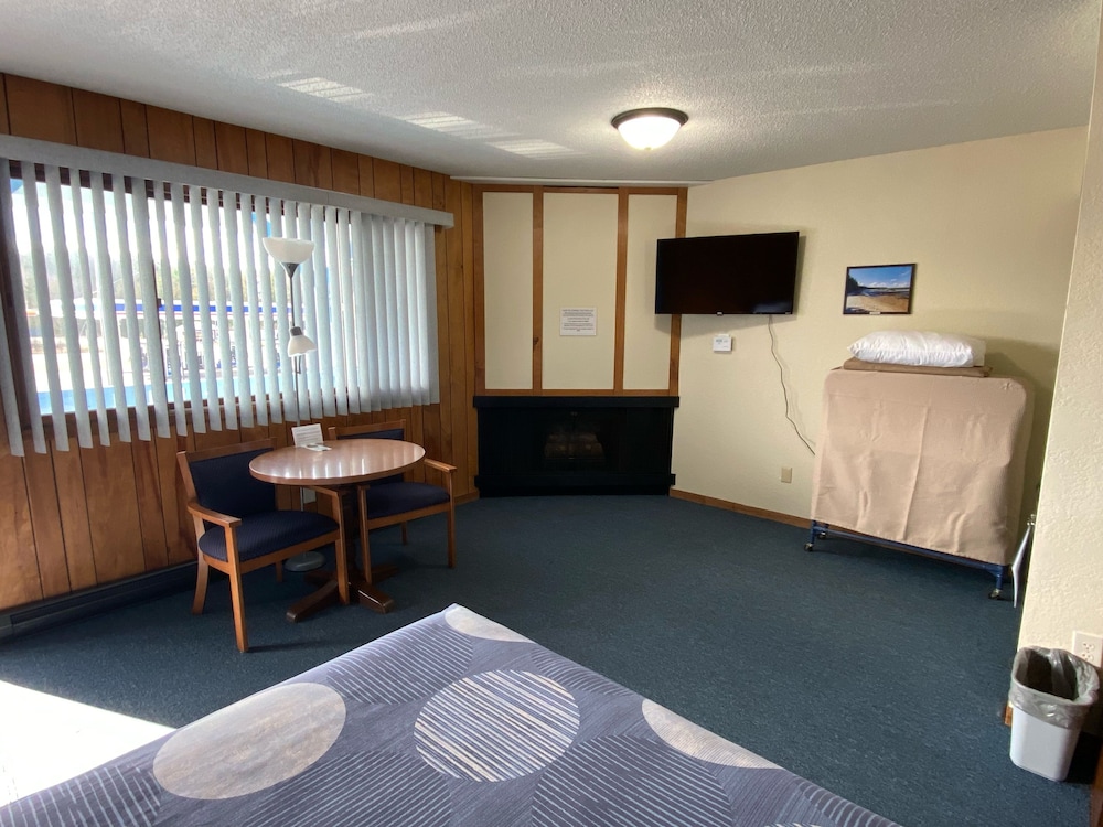 Waterway Inn - photo 12