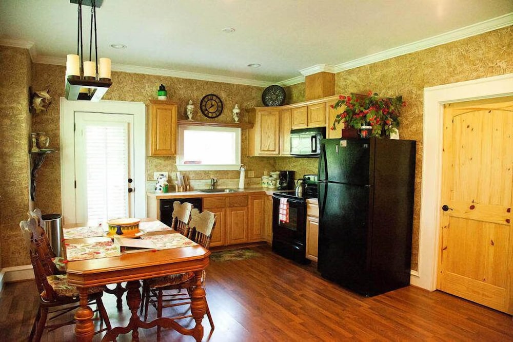 Lillian Farms Bed & Breakfast - photo 45