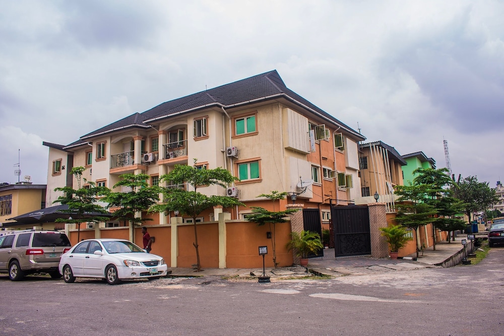 Bavidi Hotel - last minute hotel in Lagos
