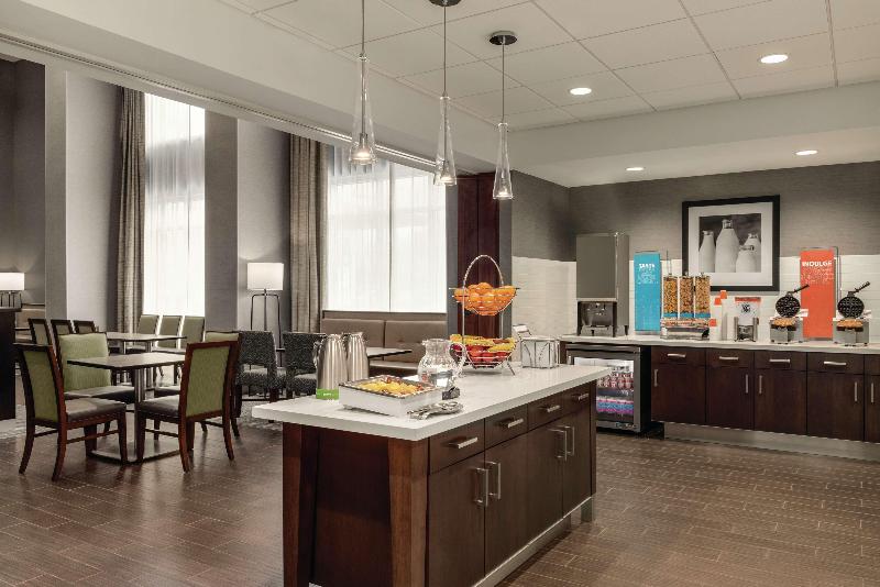 Hampton Inn Brooklyn Park - photo 31