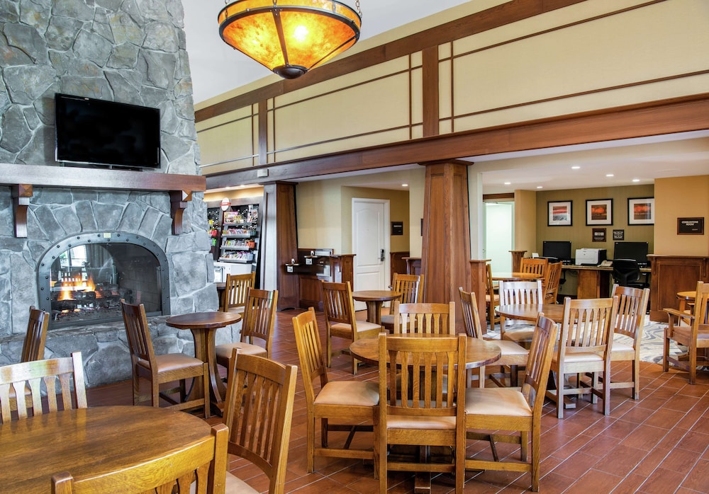 Hampton Inn & Suites Rochester Victor - photo 38