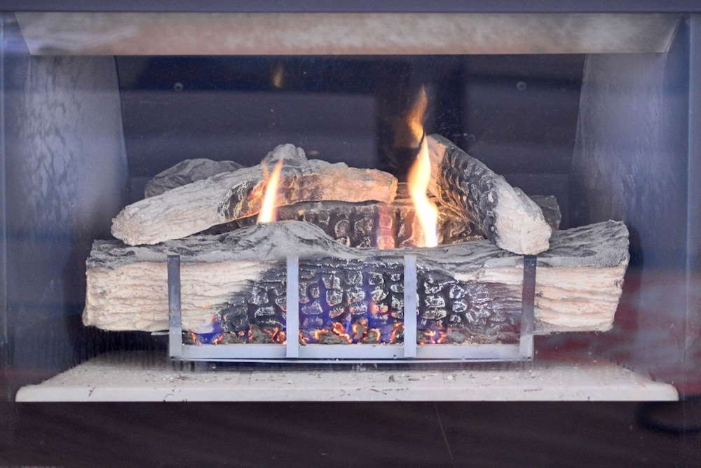 Malibu Country Inn - photo 34