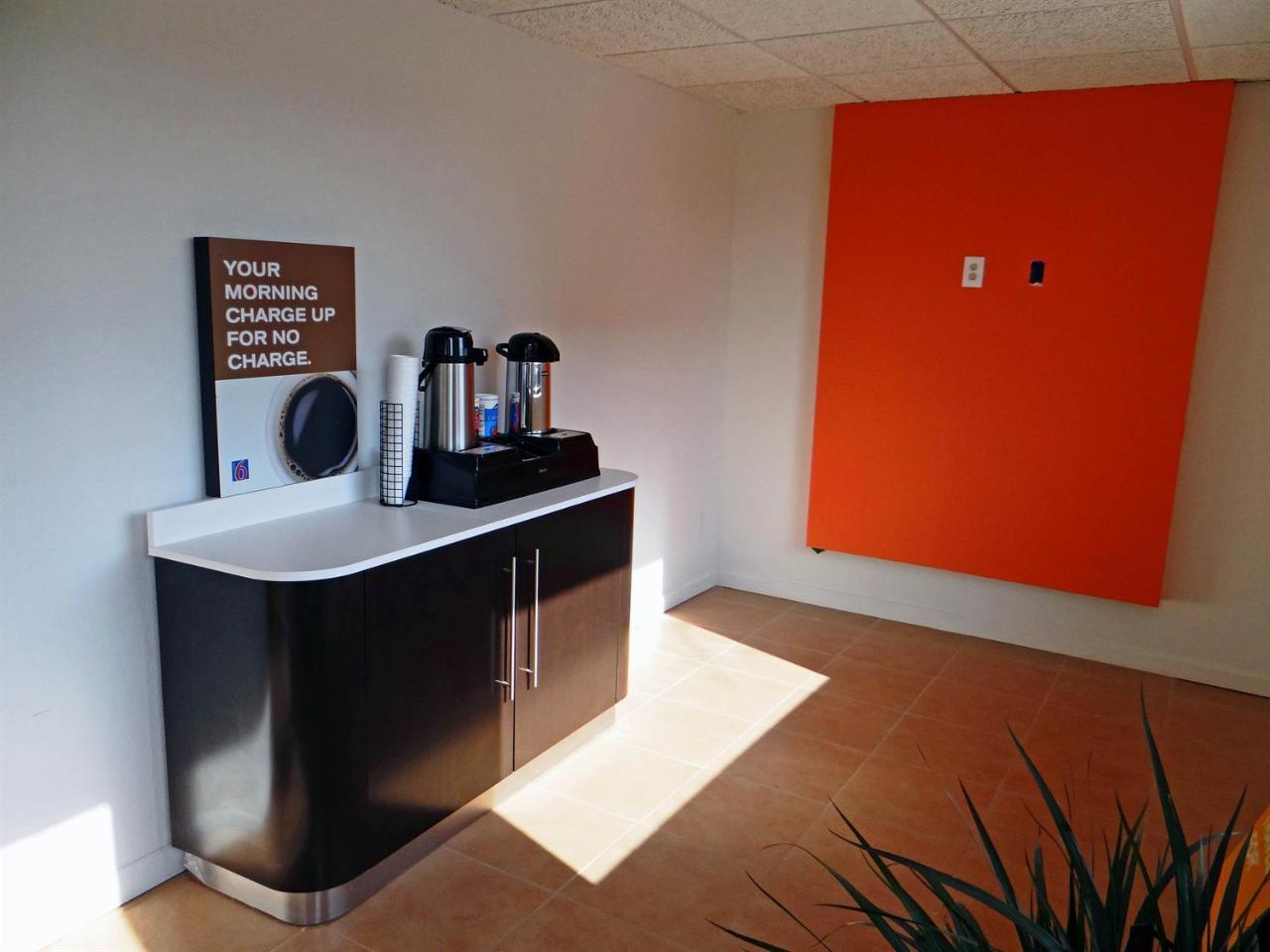 Motel 6 Baltimore MD - photo 5