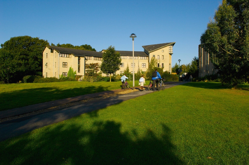 Becket Court University of Kent — 5-Star Luxury Hotel in Canterbury, United Kingdom