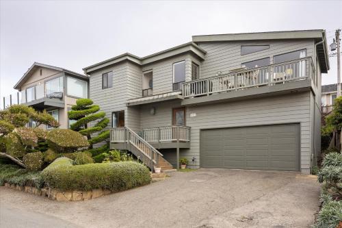 Cambridge View Spring Special in Cambria, United States