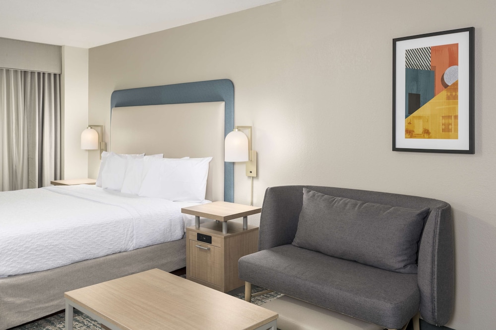 Homewood Suites Miami Airport Blue Lagoon - photo 27