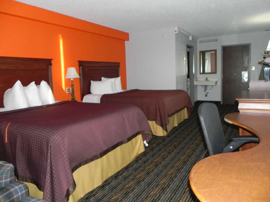 Howard Johnson by Wyndham Lexington - photo 6