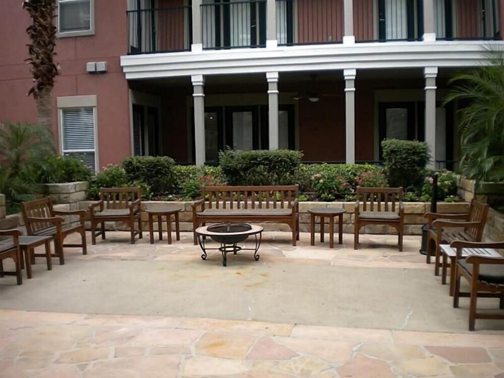 2400 McCue By Sterling Suites - photo 14